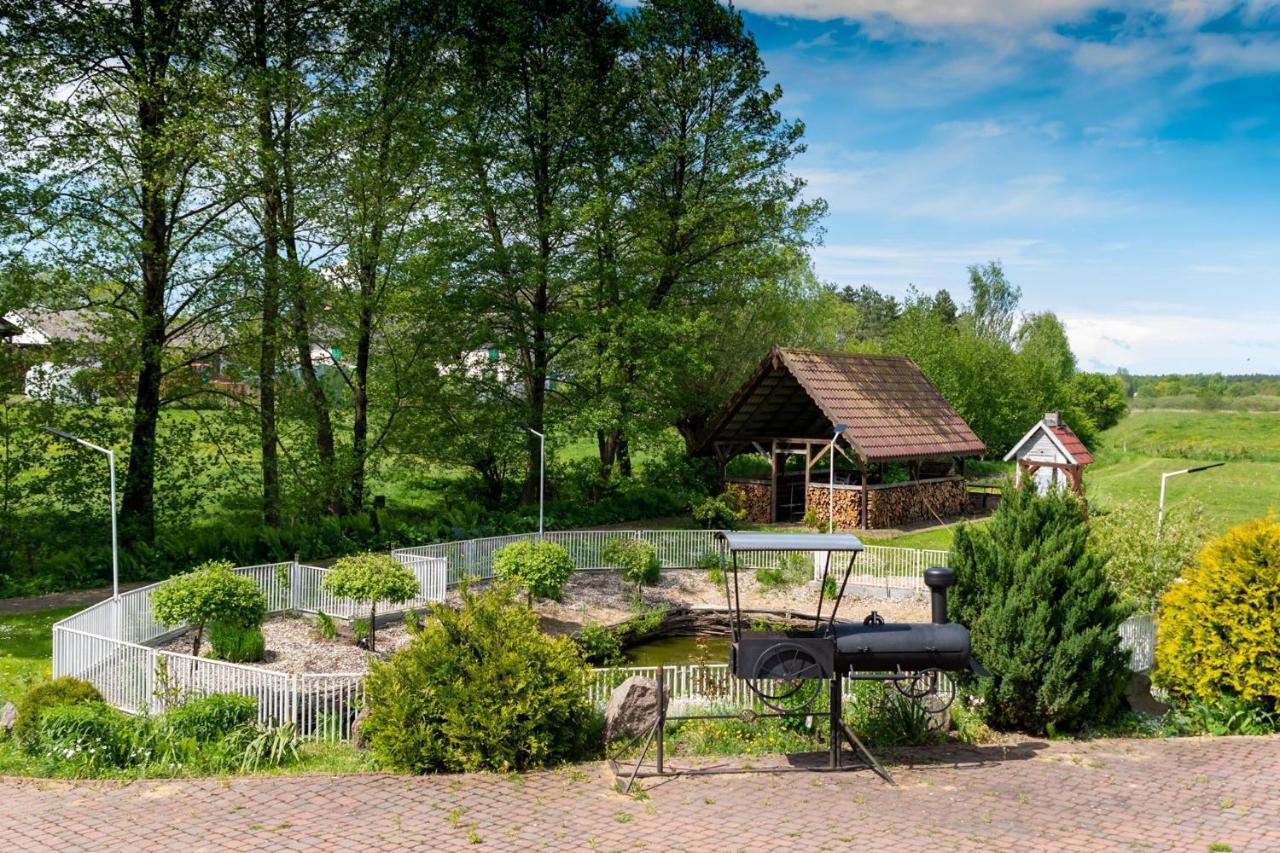 Bed and Breakfast Pensjonat Agroturystyczny Pod Modrzewiem Florczaki Exteriér fotografie