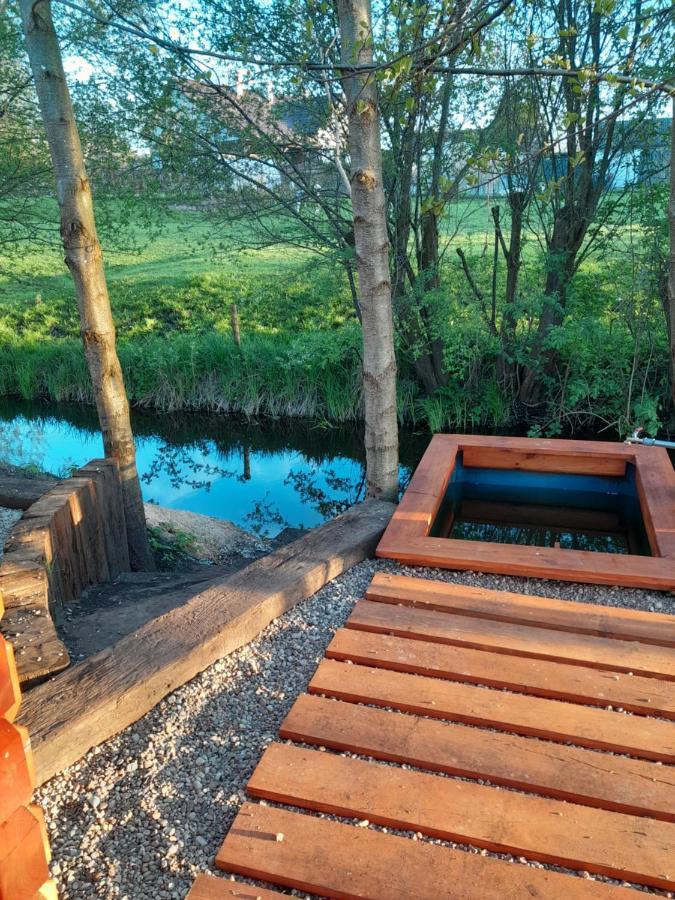 Bed and Breakfast Pensjonat Agroturystyczny Pod Modrzewiem Florczaki Exteriér fotografie