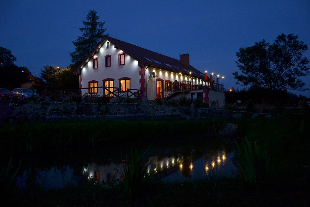 Bed and Breakfast Pensjonat Agroturystyczny Pod Modrzewiem Florczaki Exteriér fotografie
