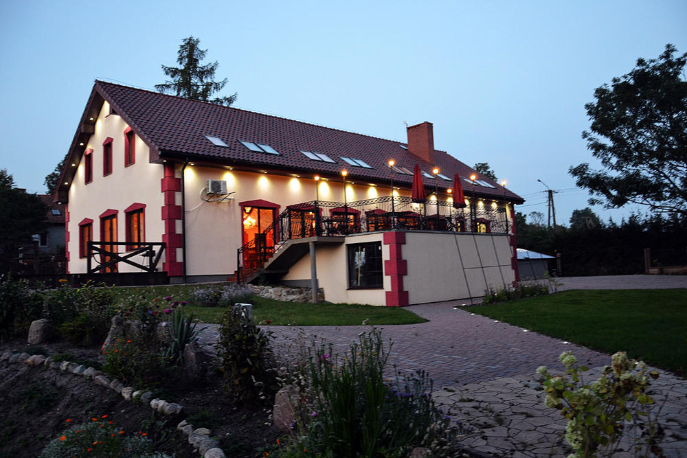 Bed and Breakfast Pensjonat Agroturystyczny Pod Modrzewiem Florczaki Exteriér fotografie